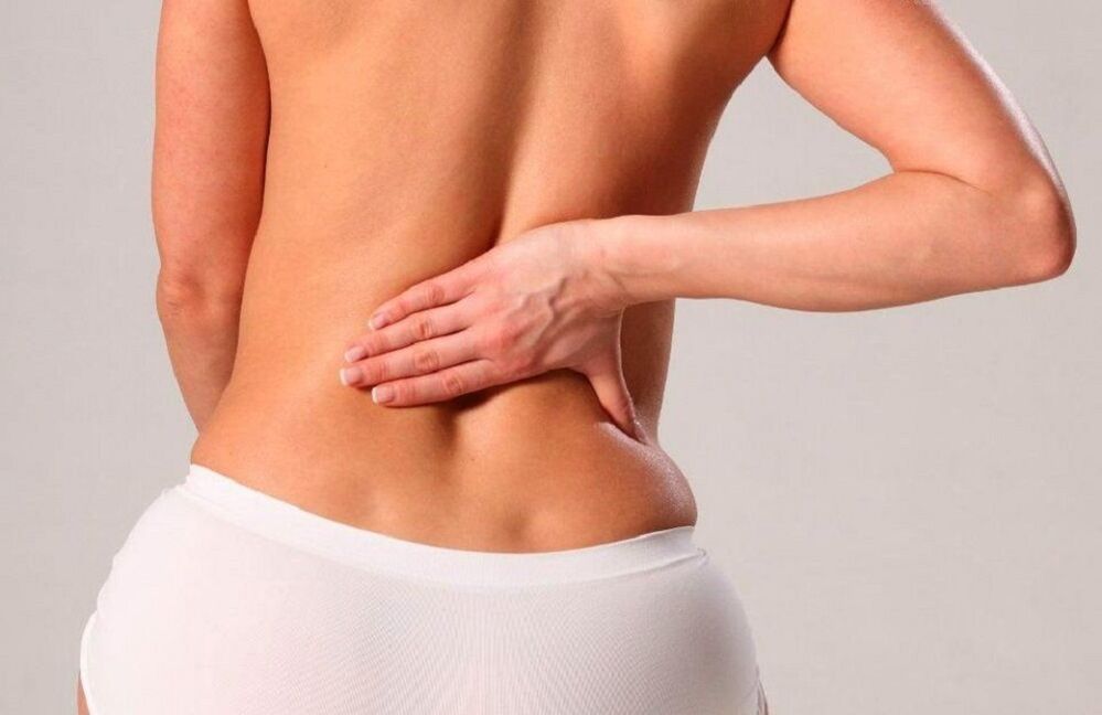 back pain in the lower back photo 2